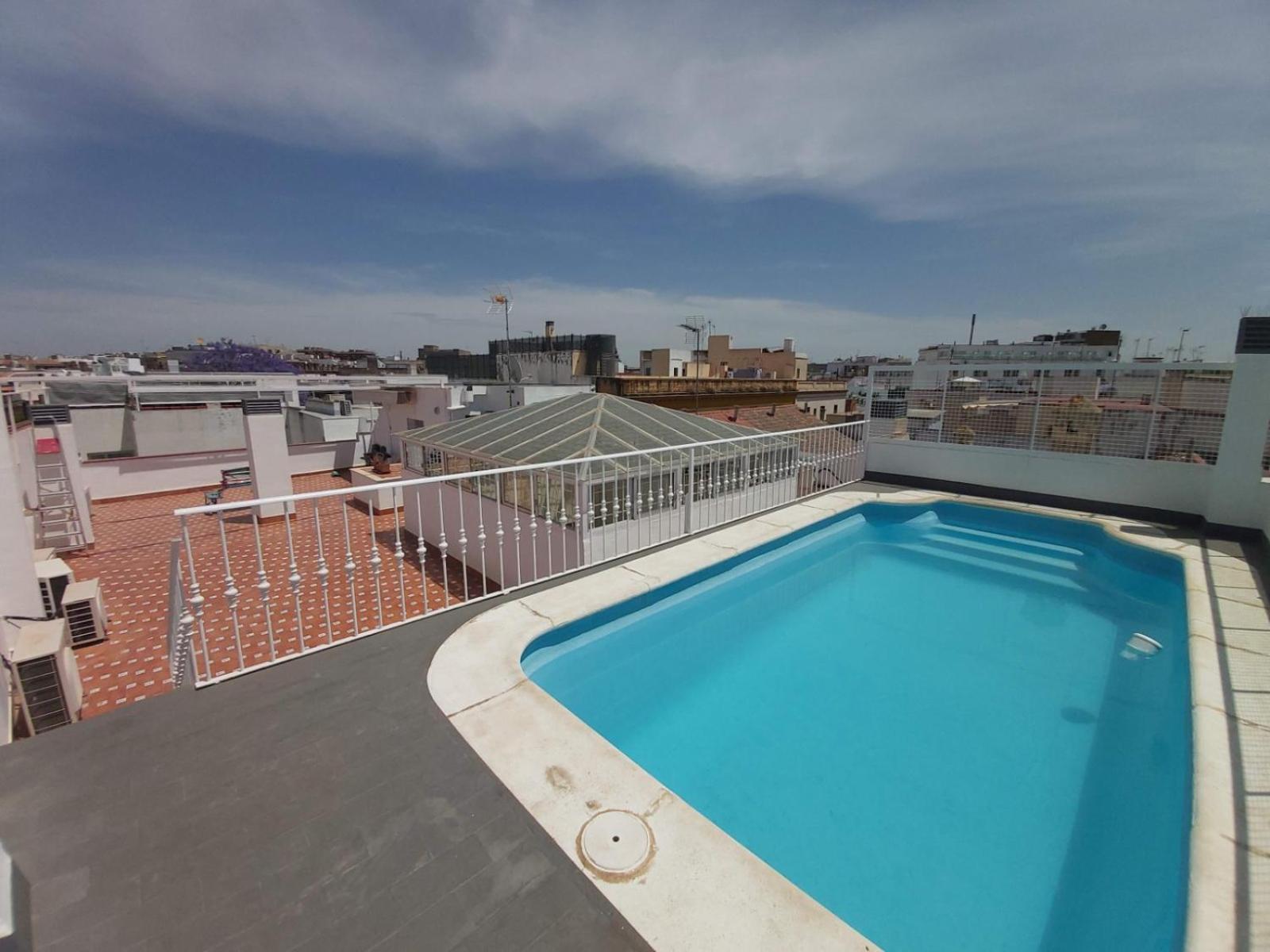 Misterhost Santiago Centrico Y Acogedor Con Piscina - Casco Historico Apartment Sevilla Bagian luar foto